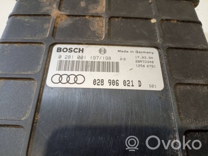 Audi 80 90 S2 B4 Dzinēja vadības bloks 028906021D