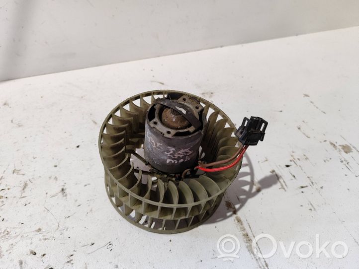 BMW 3 E36 Ventola riscaldamento/ventilatore abitacolo 64111385124