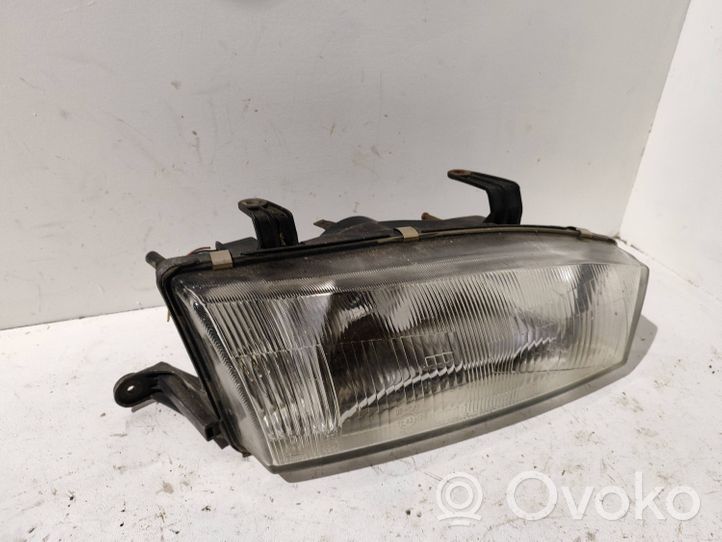 Subaru Legacy Phare frontale 10020580