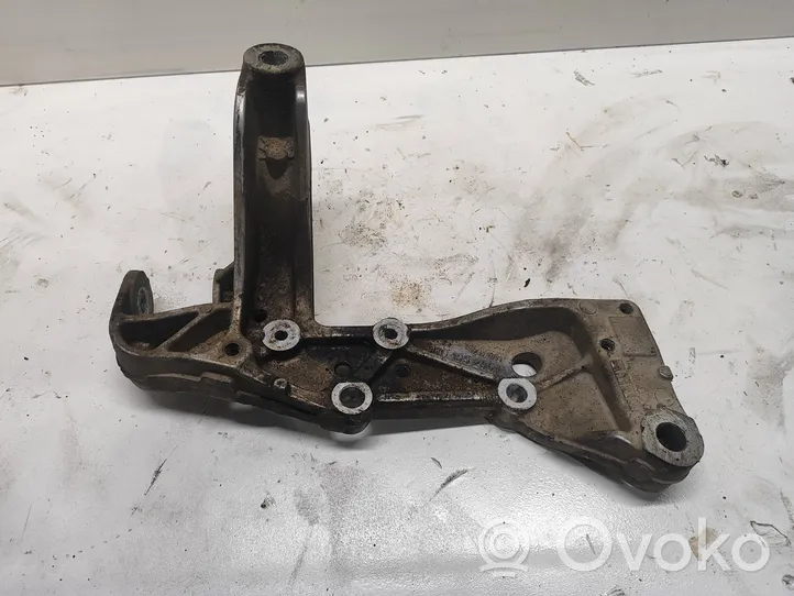 Volkswagen Touran I Fourchette, bras de suspension inférieur avant 1K0199296F