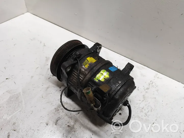 Volvo S80 Ilmastointilaitteen kompressorin pumppu (A/C) 8708581