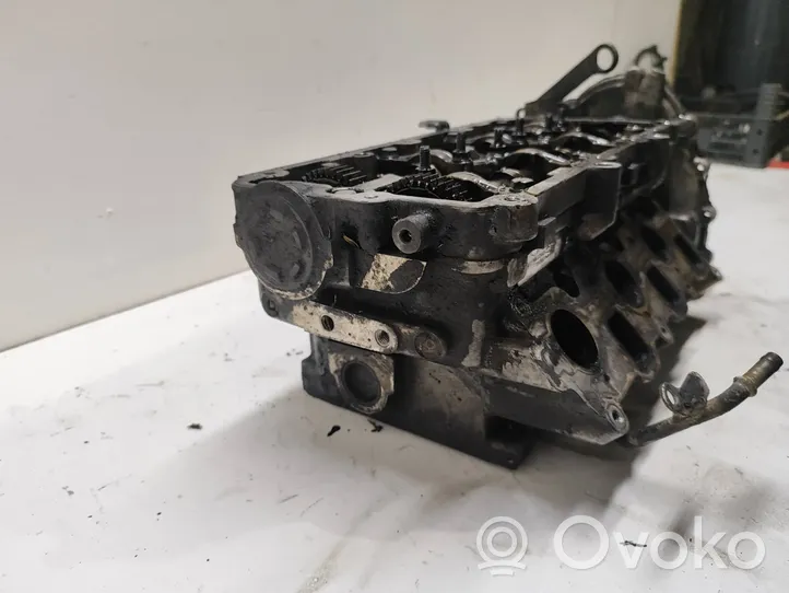 Audi A4 S4 B7 8E 8H Culata del motor 1059354AJ