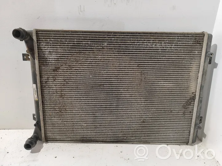 Volkswagen Sharan Radiador del refrigerante 7M3121253F