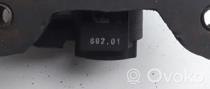 Opel Insignia A Vacuum valve 68201