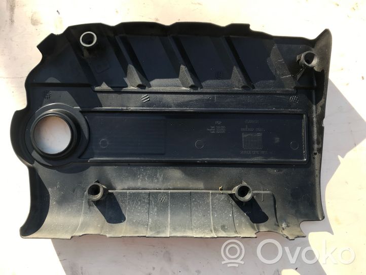 Opel Astra H Couvercle cache moteur 315829598