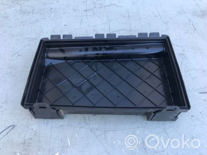 Opel Zafira B Fuse box cover 13125865