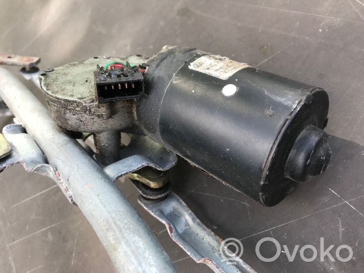 Audi A4 S4 B7 8E 8H Rear window wiper motor 