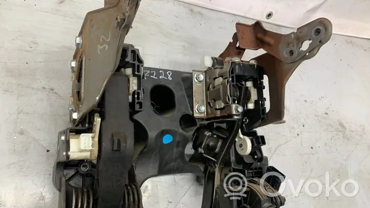 Opel Insignia A Pedal assembly 13228166