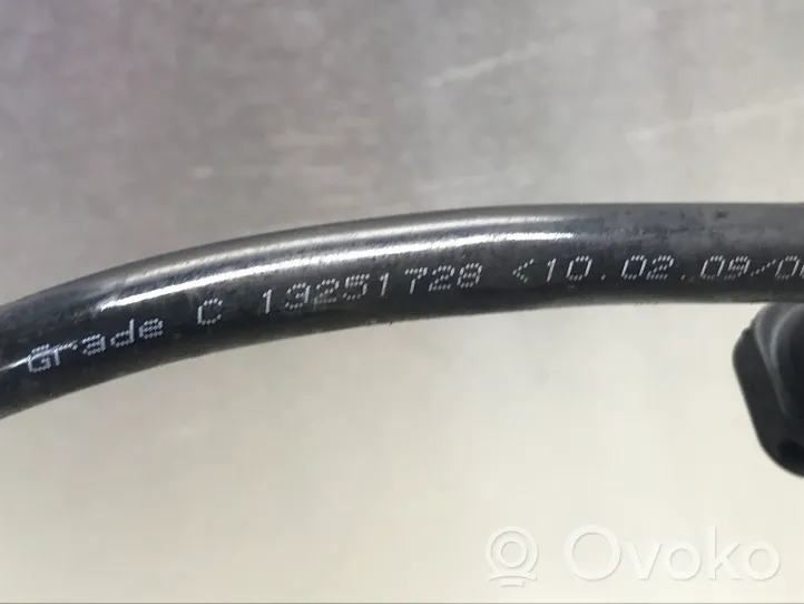 Opel Insignia A Fuel line/pipe/hose 13251728