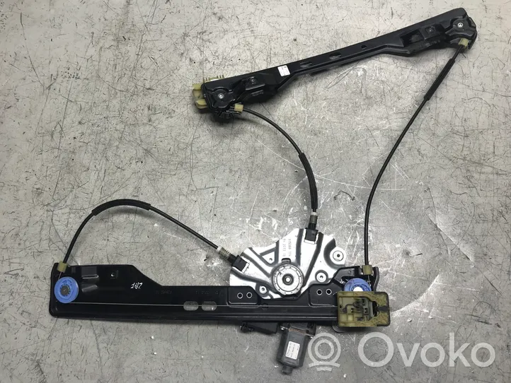 Opel Zafira C Elektryczny podnośnik szyby drzwi przednich 20951582