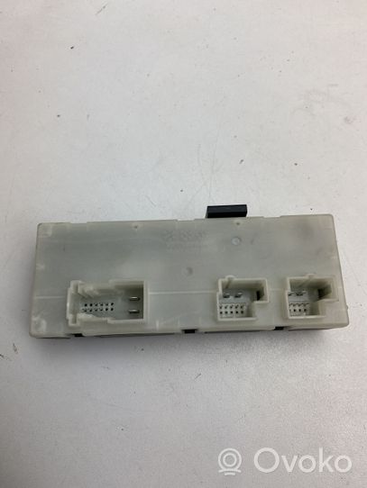 BMW 5 F10 F11 Sterownik / Moduł elektrycznej klapy tylnej / bagażnika 6135949141901