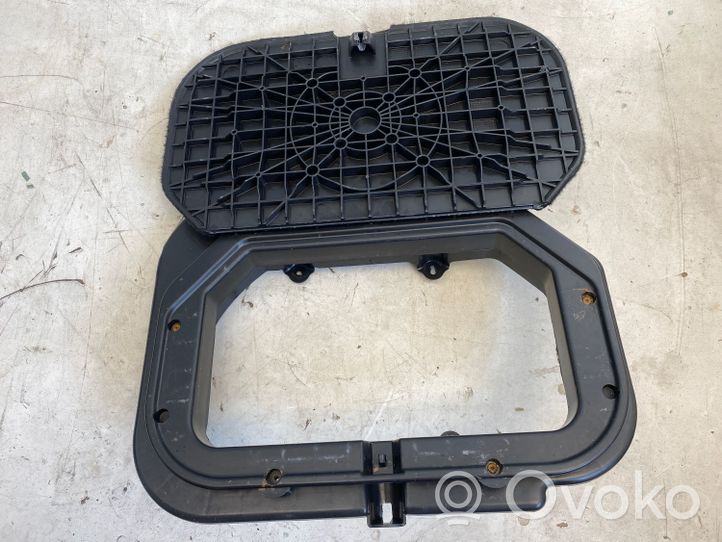 Volkswagen Touran II Boîte à outils 1T0864134B