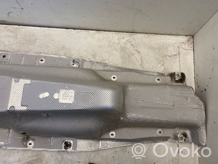 Volkswagen Touran III Pakokaasulämmön lämpökilpi 5QA825661