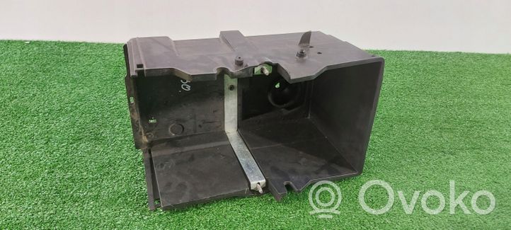 Ford Focus Support boîte de batterie AM5110723AD