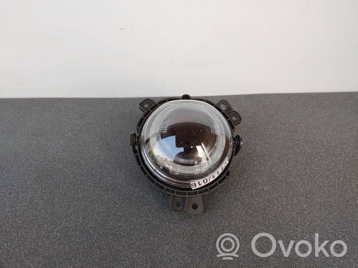 Mini Cooper Countryman F60 Feu antibrouillard avant 63177497770