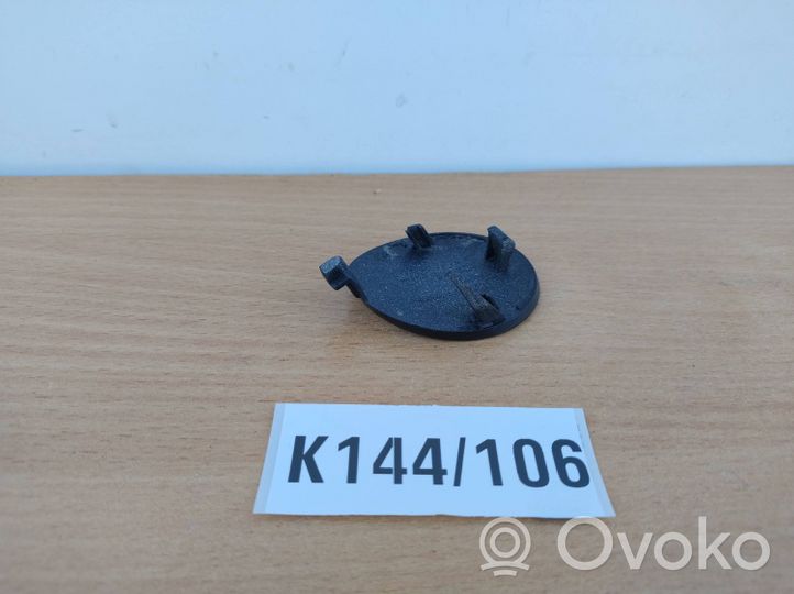 Audi A2 Takapuskurin hinaussilmukan suojakansi 8Z0807441A