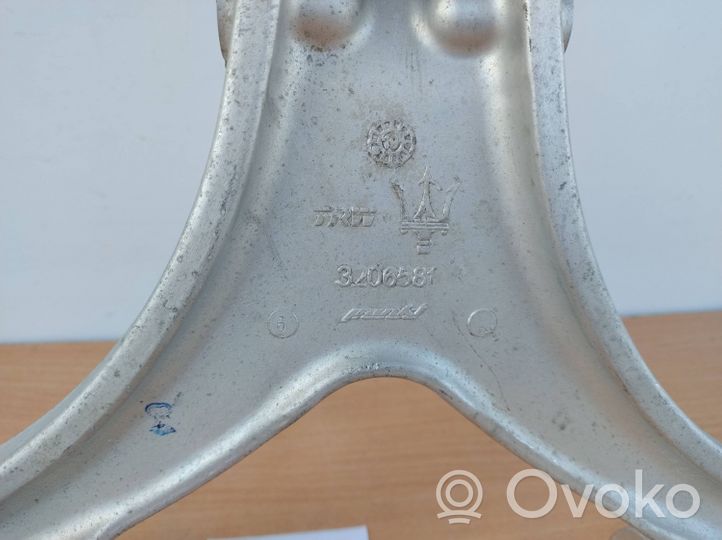 Maserati Quattroporte Triangle bras de suspension inférieur avant 000273813