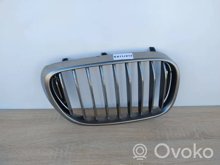 BMW 7 G11 G12 Grille inférieure de pare-chocs avant 51137357012