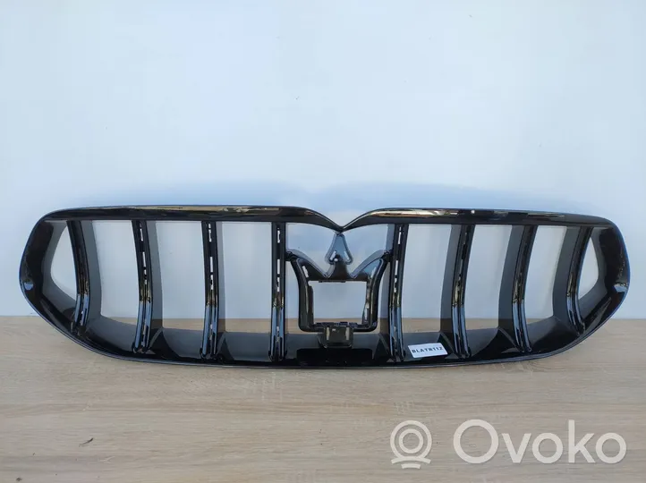 Maserati Grecale Maskownica / Grill / Atrapa górna chłodnicy 670170829