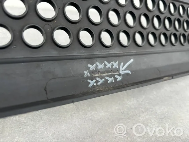 Mercedes-Benz Actros Grille inférieure de pare-chocs avant A9608852554