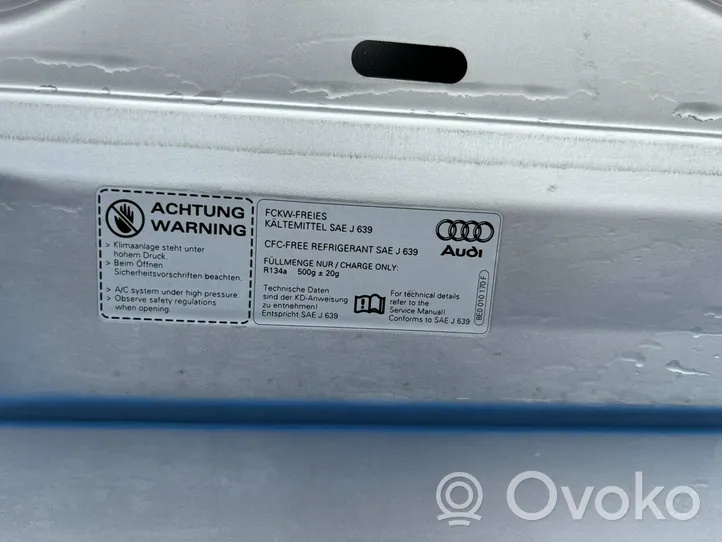 Audi A4 S4 B6 8E 8H Konepelti 8E0823029