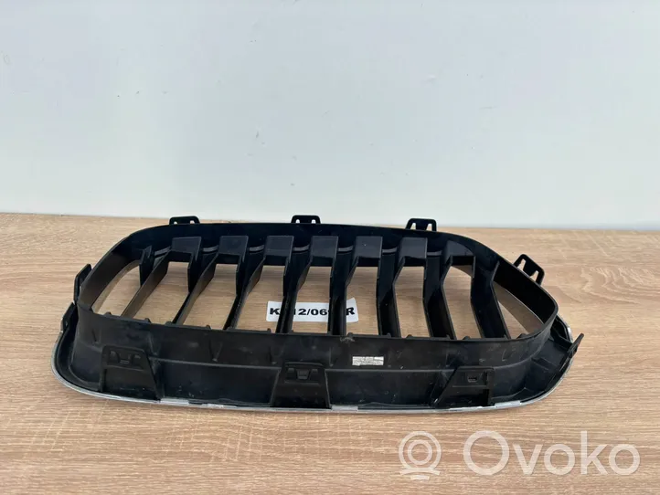 BMW X2 F39 Grille de calandre avant 7424778