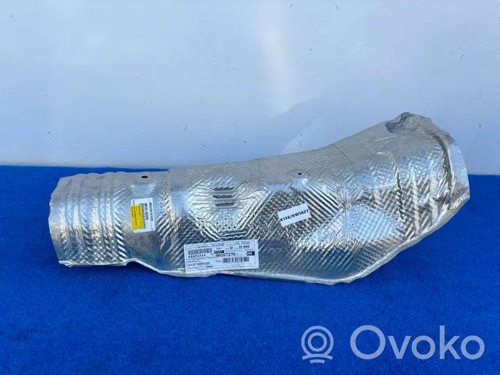 Toyota Auris E180 Osłona termiczna rury wydechowej 58151-02370