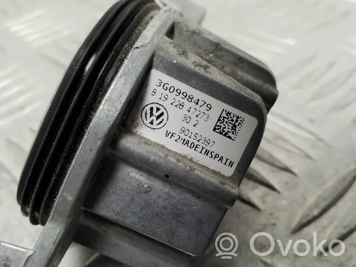 Volkswagen PASSAT B8 Sterownik / Moduł świateł LCM 3G0998479