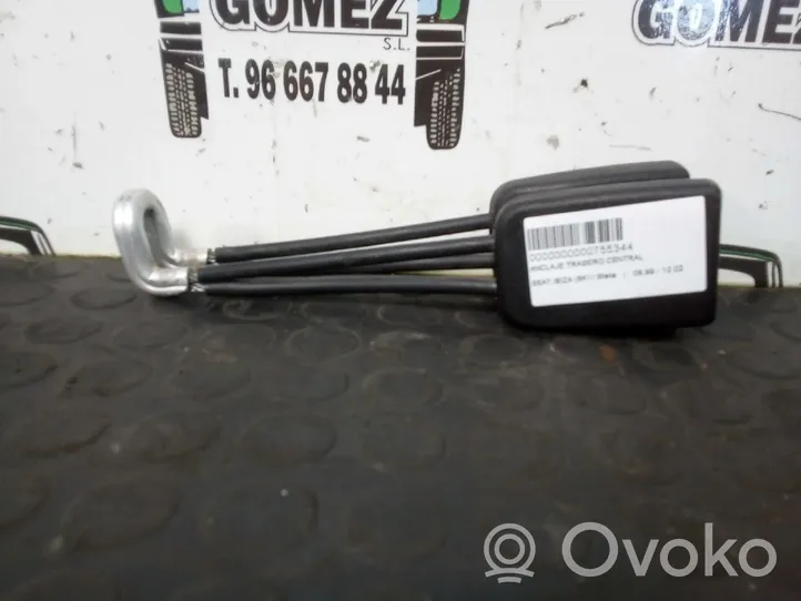 Seat Ibiza II (6k) Klamra środkowego pasa bezpieczeństwa fotela tylnego 867857739