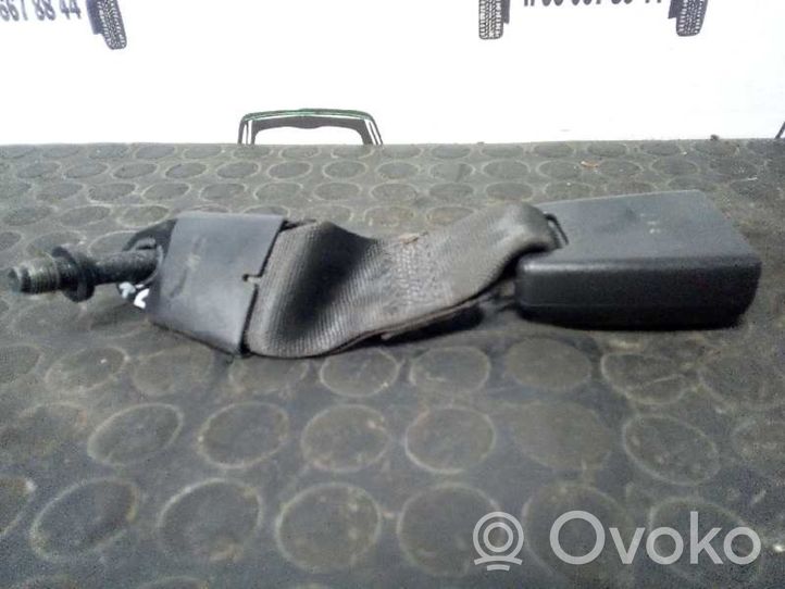 Opel Antara Middle seatbelt buckle (rear) 