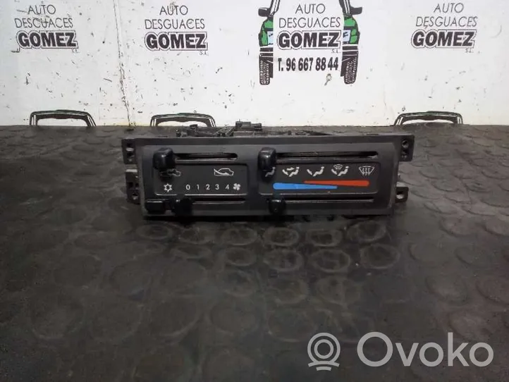 Nissan Serena Centralina del climatizzatore 275009C003