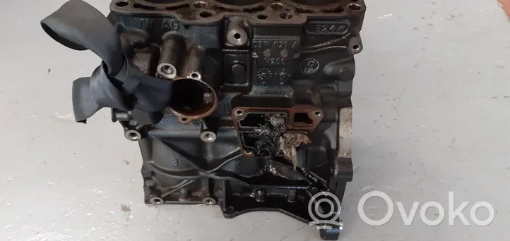 Seat Ibiza IV (6J,6P) Engine block CFW