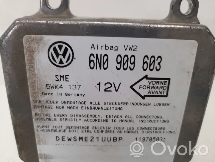 Volkswagen Sharan Module de contrôle airbag 6N0909603
