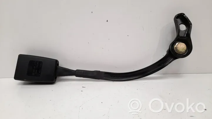 Volkswagen PASSAT B5.5 Boucle de ceinture de sécurité avant 3B0858472J