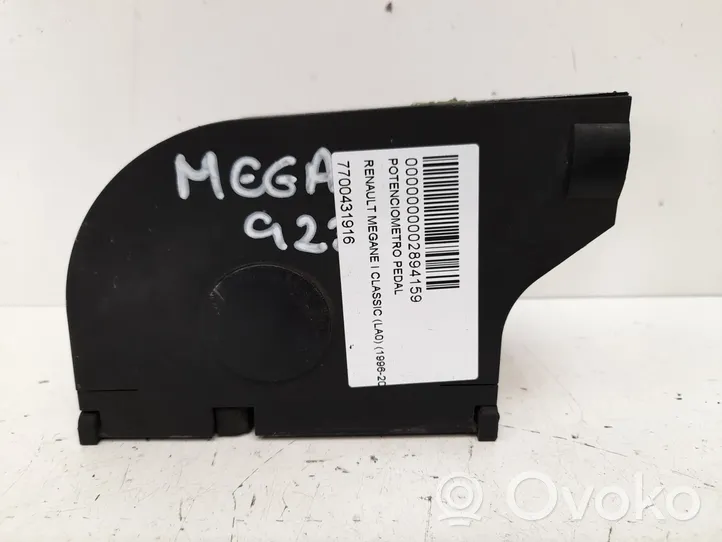 Renault Megane I Accelerator throttle pedal 7700431916