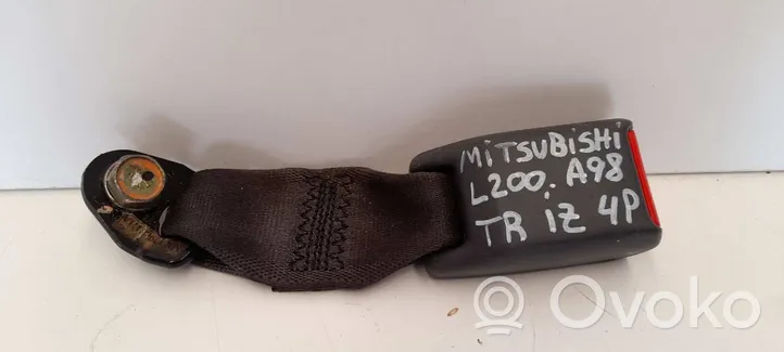 Mitsubishi L200 Boucle de ceinture de sécurité arrière 