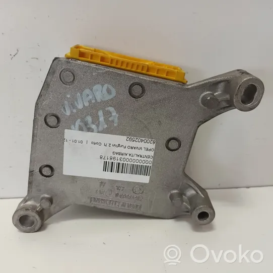 Opel Vivaro Sterownik / Moduł Airbag 8200402592