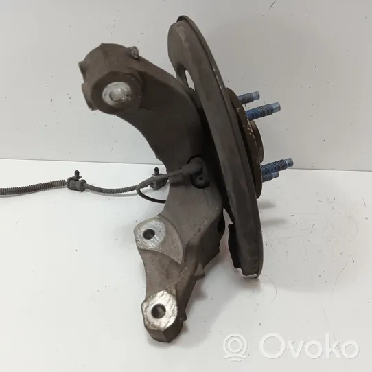 Mitsubishi Carisma Achsschenkel vorne 13502828