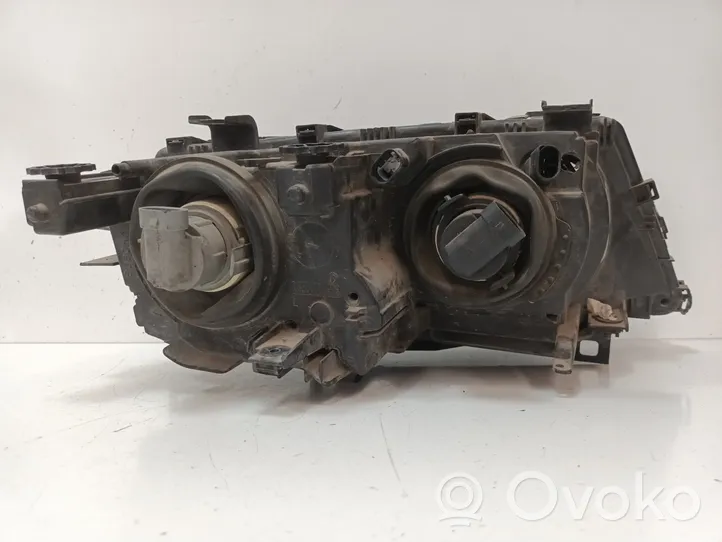 Volkswagen PASSAT B5 Phare frontale 0301089201