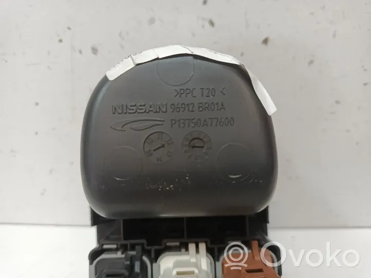 Peugeot 206 Otros interruptores/perillas/selectores 