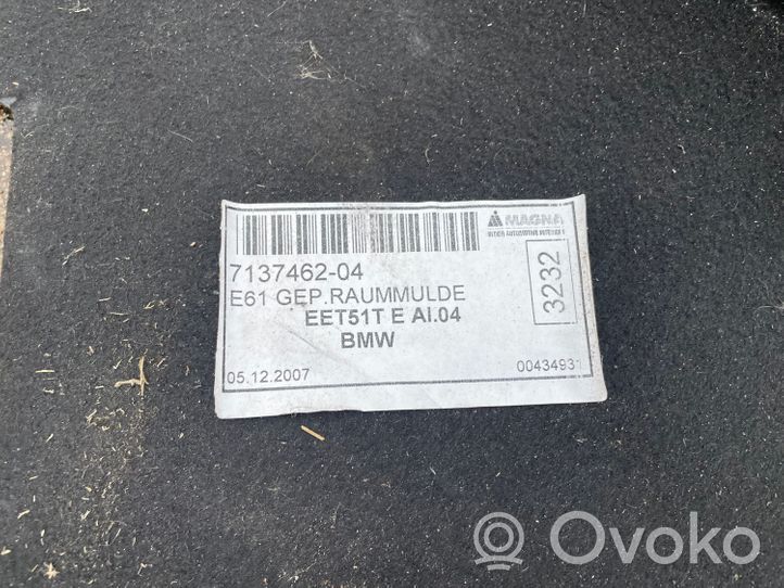 BMW 5 E60 E61 Bagažinės dugnas 7137462