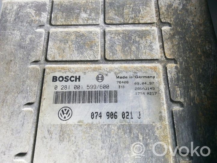 Volkswagen II LT Sterownik / Moduł tylnego zawieszenia pneumatycznego 074906021J