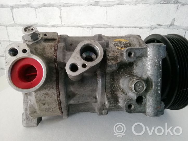 Audi A4 S4 B8 8K Ilmastointilaitteen kompressorin pumppu (A/C) 8T0260805E