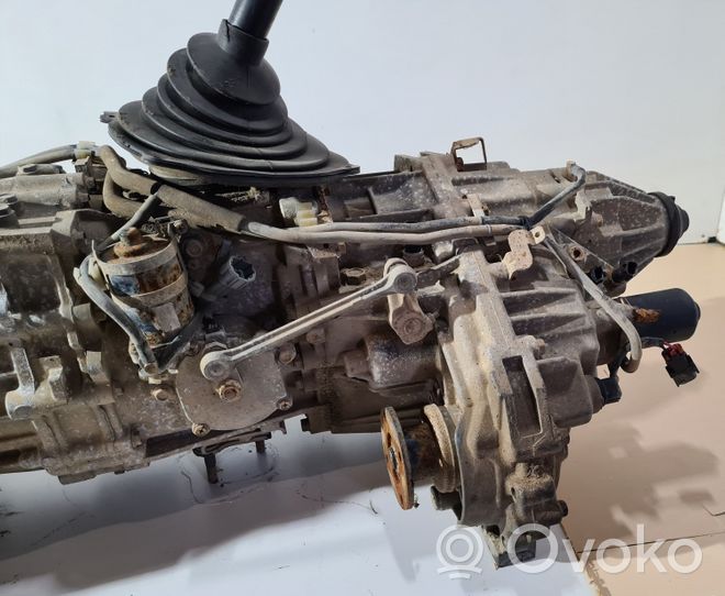 Nissan Pathfinder R51 Mechaninė 5 pavarų dėžė YD25