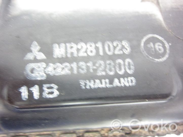 Mitsubishi L200 Aušinimo skysčio radiatorius MR281023