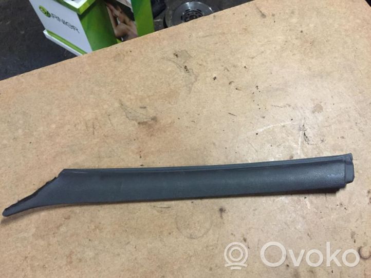 BMW 3 E30 Rivestimento montante (A) 