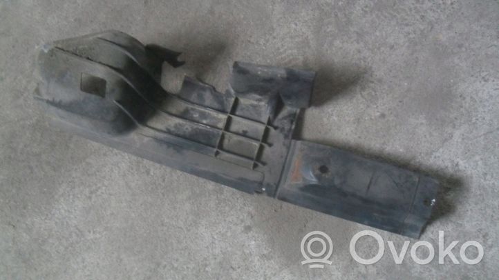 BMW 3 E30 Pannello di supporto del radiatore (usato) 