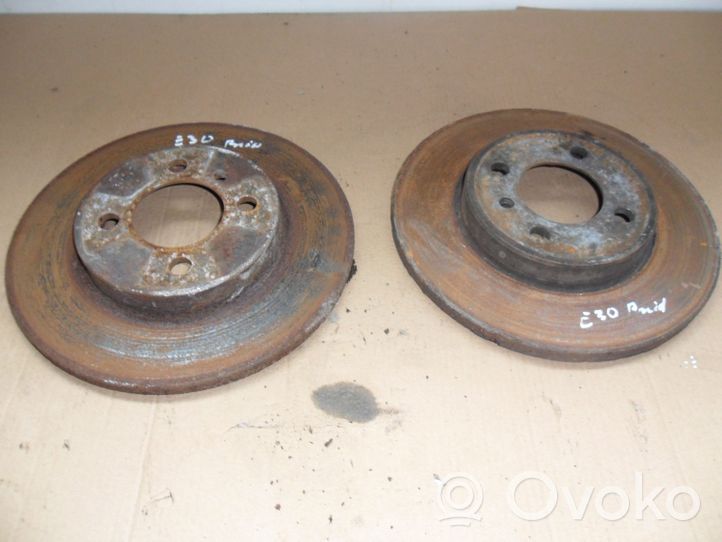 BMW 3 E30 Front brake disc 