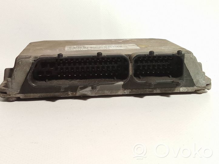 Volkswagen Bora Calculateur moteur ECU 06A906019BQ