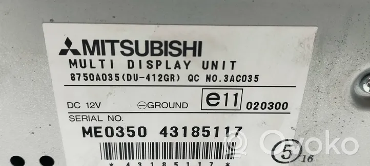 Mitsubishi Grandis Unité principale radio / CD / DVD / GPS 8750a035